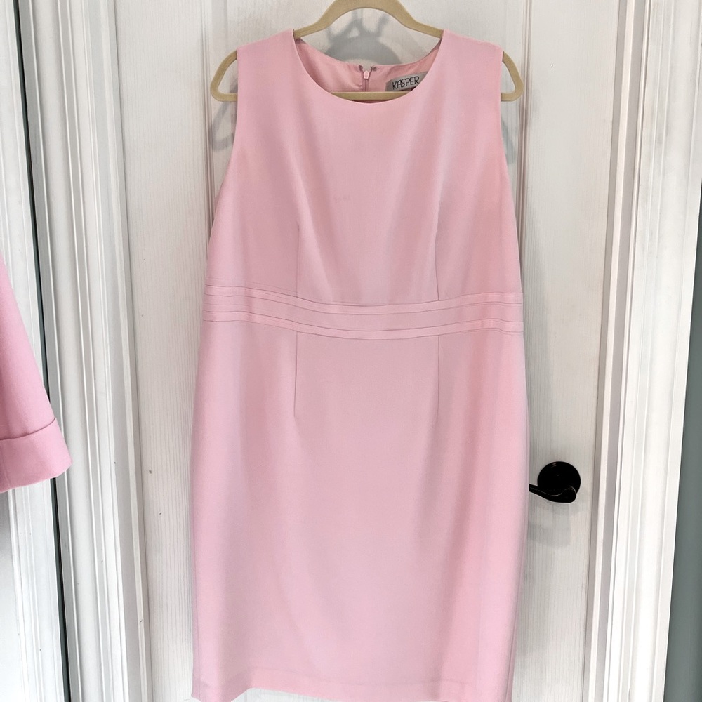 Kasper Pink Scoop Neck Midi Sheath Style Dress